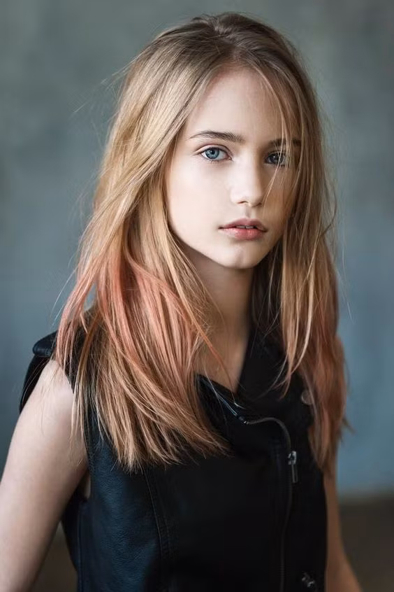 Theo thông tin được đăng tải trên trang web của công ty chủ quản, Marta Krylova còn có số đo vòng hai và vòng ba khá chuẩn là 61 - 86 cm.