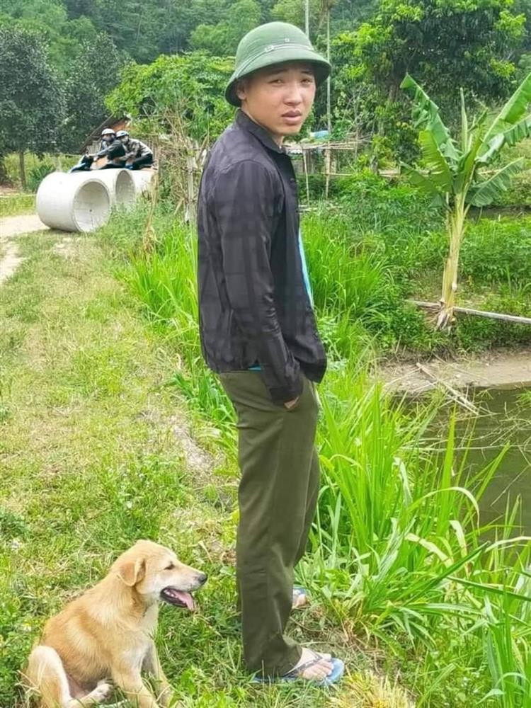 Dẫu biết việc nhờ dân mạng sửa ảnh là một điều gì đó rất mạo hiểm, tuy nhiên nhiều bạn trẻ vẫn "nhắm mắt đưa chân" nhờ các "thánh photoshop" giúp đỡ.