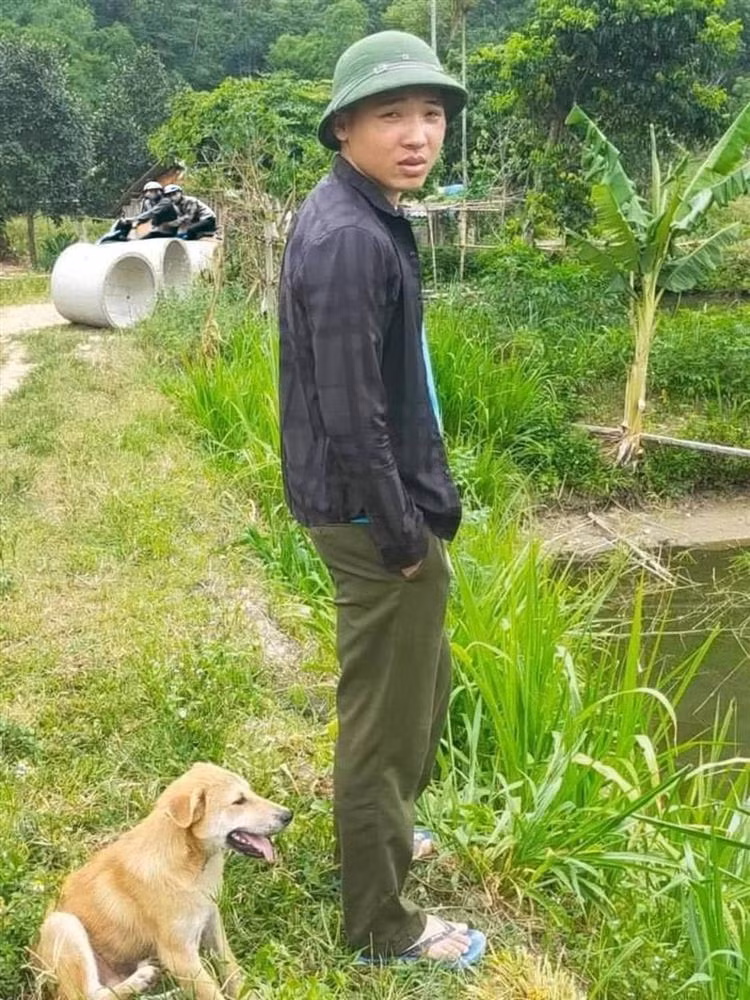 Dẫu biết việc nhờ dân mạng sửa ảnh là một điều gì đó rất mạo hiểm, tuy nhiên nhiều bạn trẻ vẫn "nhắm mắt đưa chân" nhờ các "thánh photoshop" giúp đỡ.