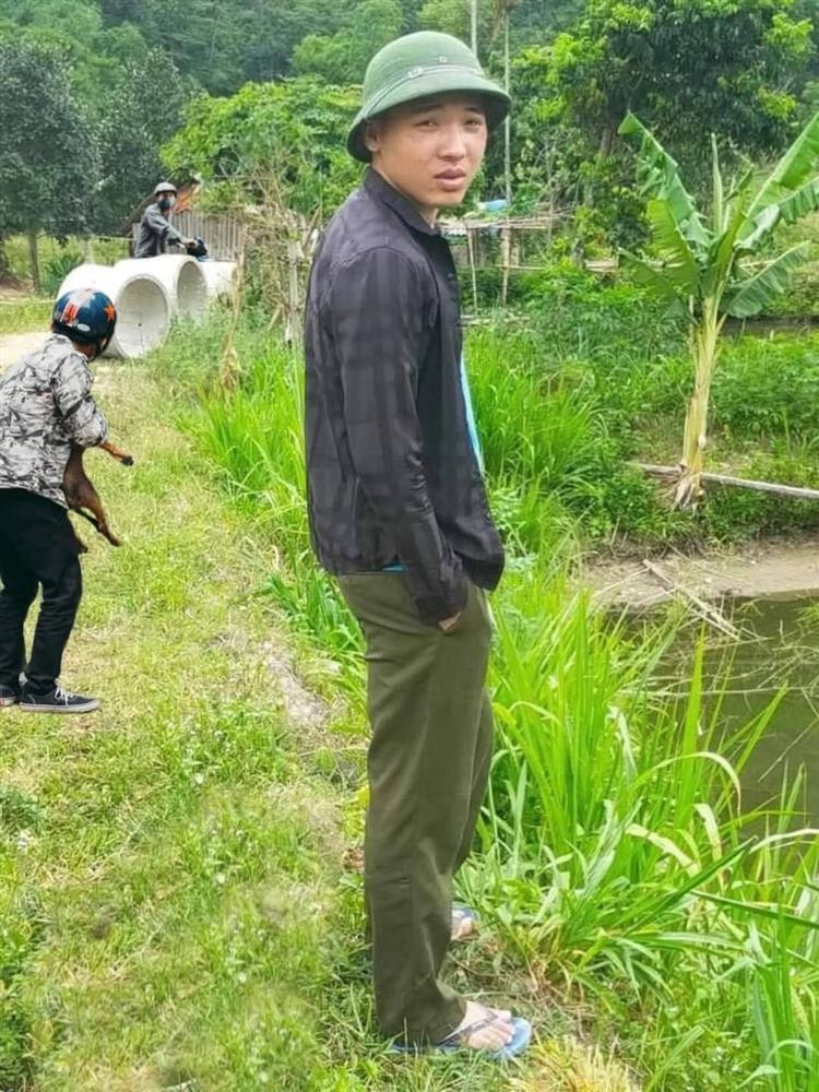 Ngay lập tức, các thợ sửa ảnh miễn phí đã vào cuộc để giúp anh chàng có được loạt sản phẩm cực kỳ đúng quy trình, từng bước một và không chút sai sót nào.