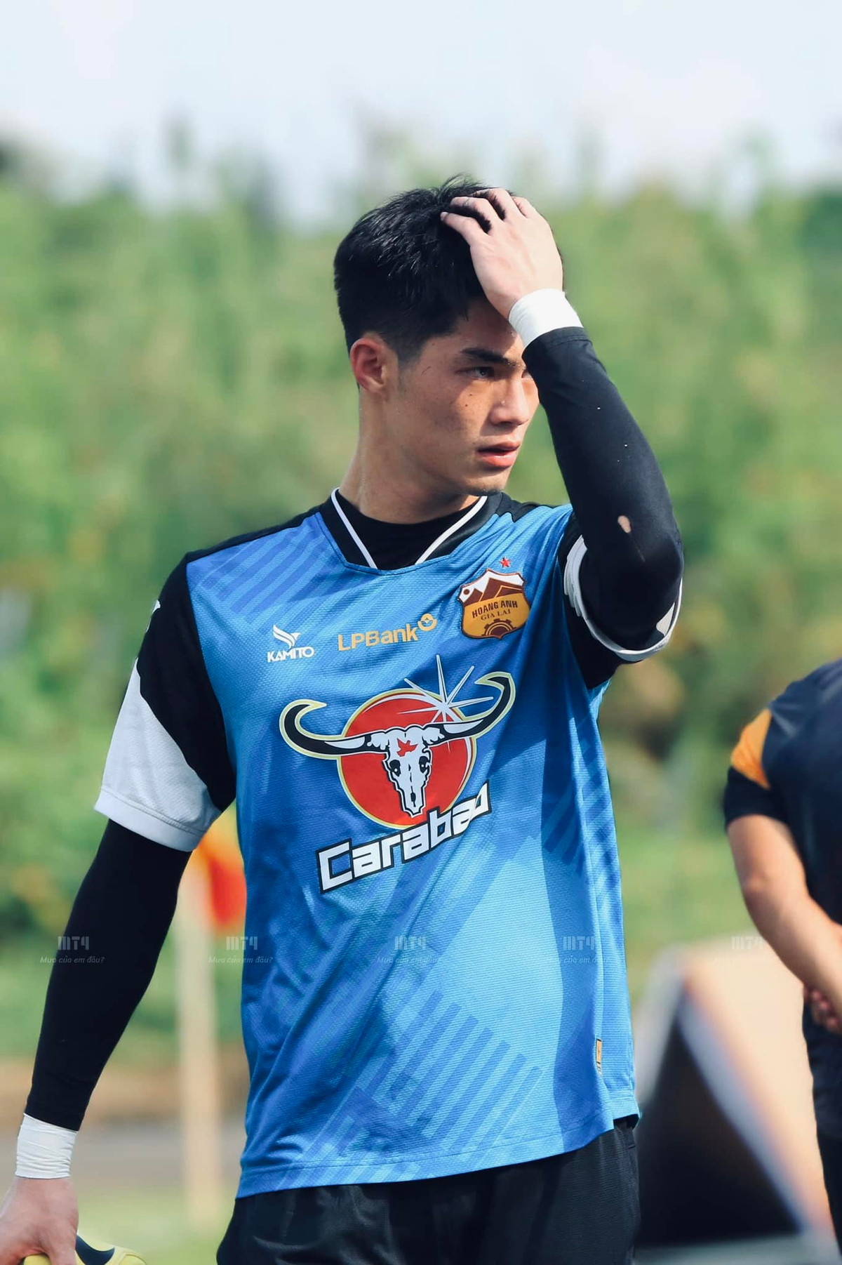 Trần Trung Kiên là thủ môn trẻ nhất ở vị trí thủ môn của đội tuyển Việt Nam. Chàng trai đến từ Hưng Yên hữu ngoại hình điển trai cùng vóc dáng lý tưởng