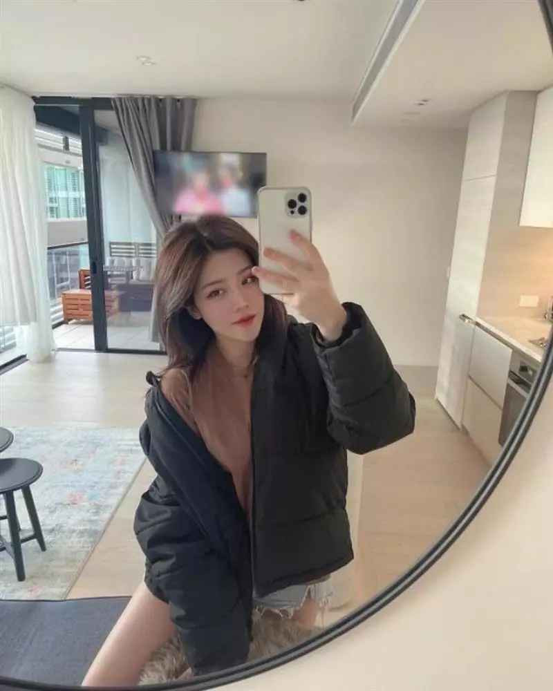 Sinh ra trong một gia đình giàu có, từ nhỏ rich kid 8X sống trong nhung lụa.