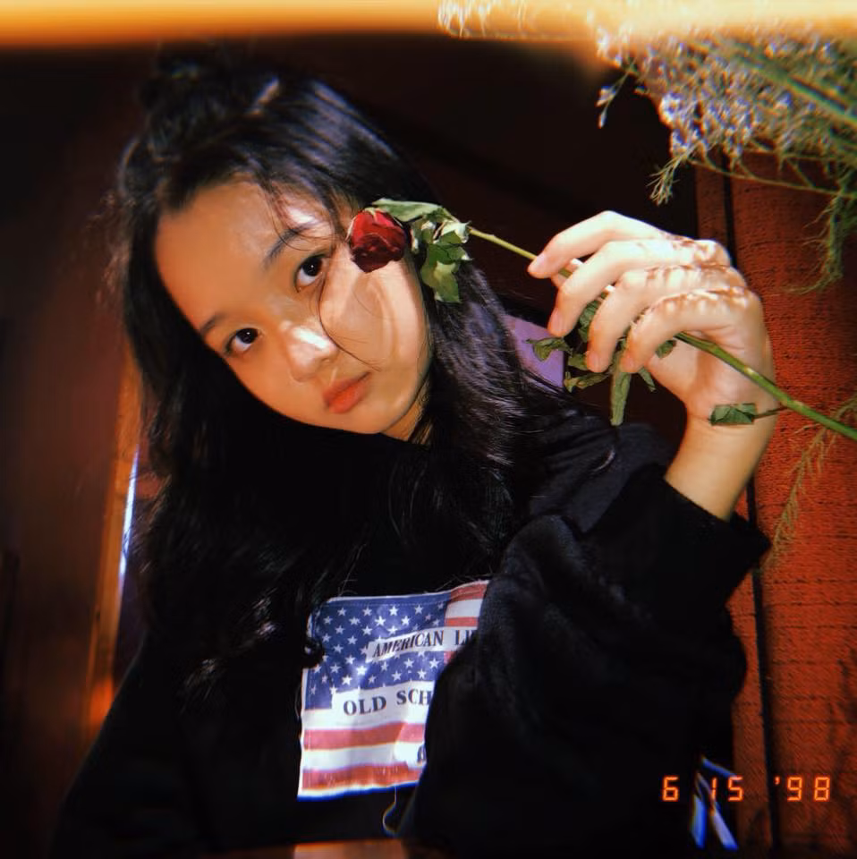 Bước vào giai đoạn dậy thì, Lâm Thanh Mỹ từng tâm sự trên báo chí rằng mình chỉ cao và điệu đà hơn đôi chút, còn lại mọi thứ vẫn diễn ra bình thường.