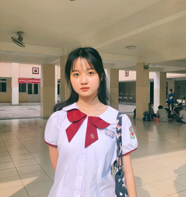 5 năm trước, bộ phim Tôi Thấy Hoa Vàng Trên Cỏ Xanh gây bão các phòng vé, cùng lúc đó các nhân tố diễn viên trẻ đã gây được sự chú ý. Trong đó, cái tên để lại nhiều ấn tượng trong lòng khán giả là cô bé Mận trong trẻo do Lâm Thanh Mỹ thủ vai.