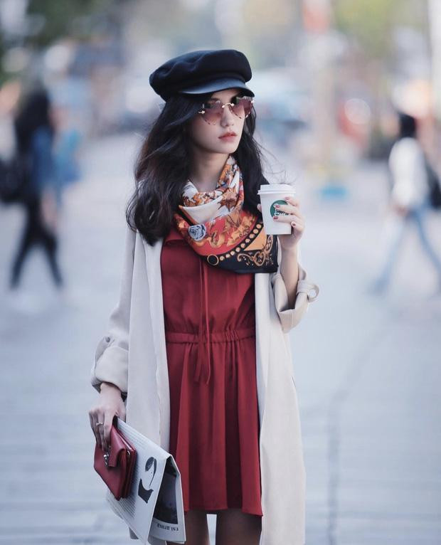 Mới đây, các trang mạng của Indonesia tiếp tục chia sẻ những hình ảnh mới nhất của Ann. Dân mạng hết sức tò mò sau 2 năm nổi lên thành hiện tượng mạng, cuộc sống của hot girl thẩm phán này đã có những thay đổi thế nào?