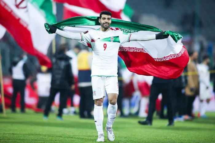 Mehdi Taremi đang thể hiện phong độ thuyết phục tại Porto. Anh ra sân 18 trận, ghi 13 bàn và có 7 kiến tạo. Trong năm nay, Taremi chơi 5 trận cho Iran, ghi 3 bàn. Thành bại của tuyển Iran tại World Cup 2022 sẽ phụ thuộc nhiều vào Taremi.