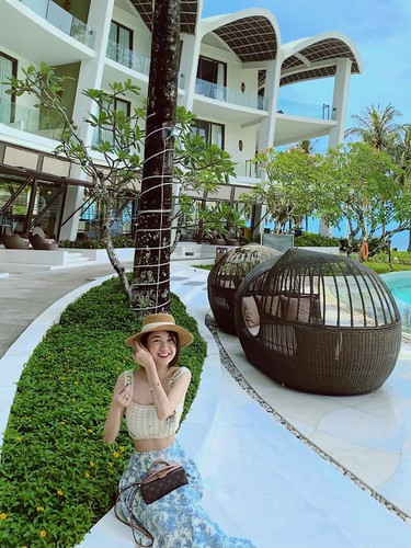 Hành động này được Thư Vũ áp dụng từ hồi tháng 5 để ngăn chặn các comment khiếm nhã từ một bộ phận netizen.