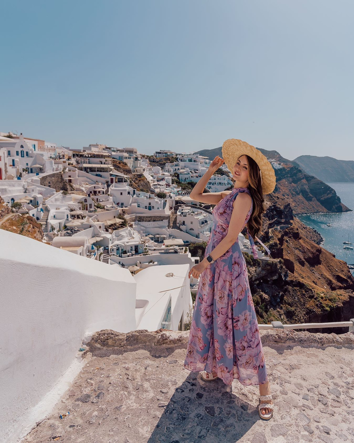 Samantha Staynings rất chú trọng chăm sóc làn da. Thế nên, ngoài việc skincare đều đặn mỗi ngày và dùng những sản phẩm phù hợp, cô nàng còn thường xuyên đến spa để chăm sóc da mặt, làm trẻ hóa.