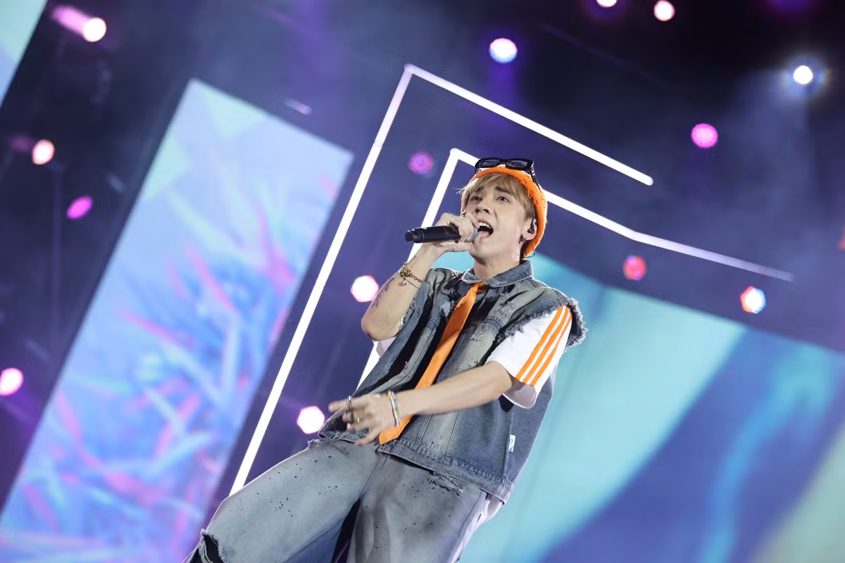 HIEUTHUHAI va Quang Hung MasterD don tim sinh vien Tay Nguyen-Hinh-4