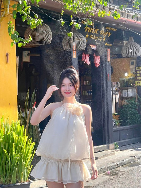 Thuỵ Hân là nữ sinh ngành Thiết kế Thời trang của trường Đại học Kiến trúc TP.HCM.