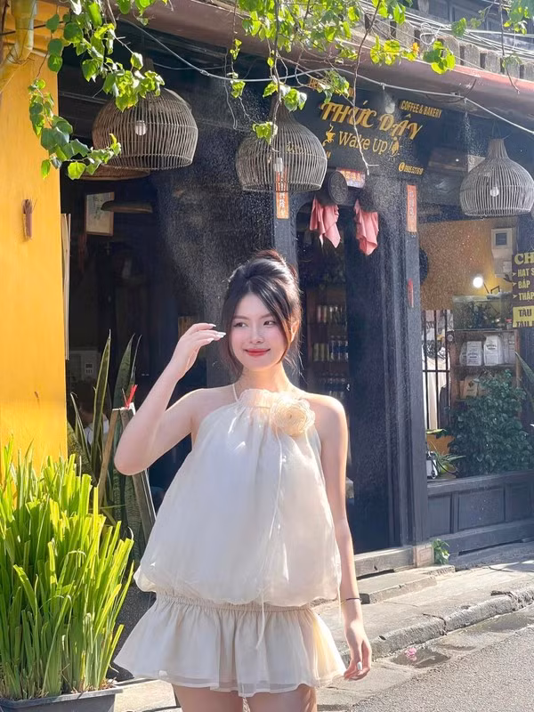 Thuỵ Hân là nữ sinh ngành Thiết kế Thời trang của trường Đại học Kiến trúc TP.HCM.