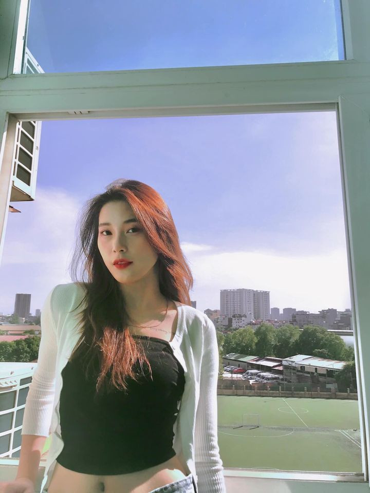 Chính bình luận "siêu lầy" của Thuy Huyền cũng là điều được dân mạng chú ý và đưa phần bình luận của cô nàng trở nên rôm rả hơn.