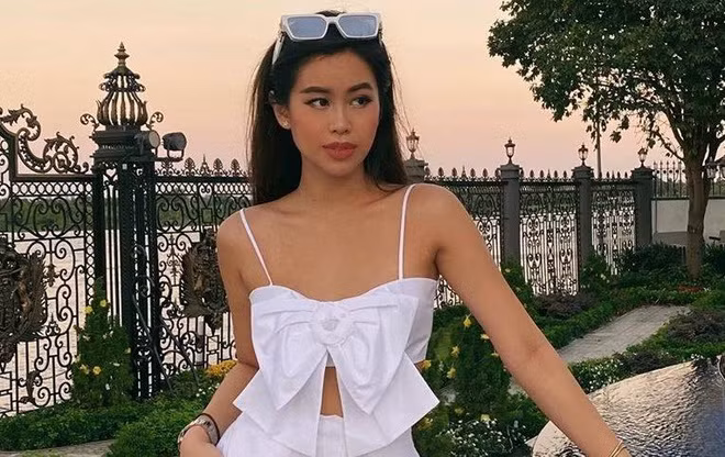 Nhiều bạn bè của Tiên Nguyễn cũng đã sẵn sàng ghé qua, tậu cho mình một kho hàng hiệu mang về.