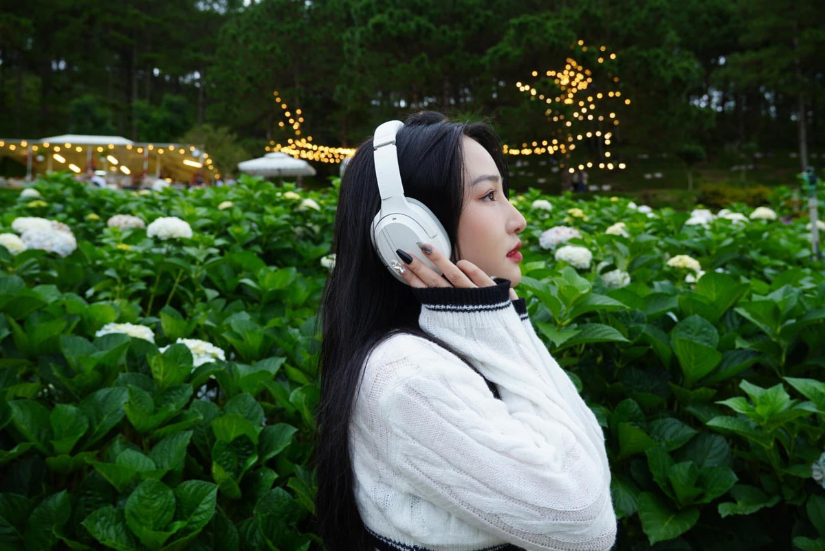 Cùng với việc luyện tập thể dục thể thao, không ngừng hoàn thiện sắc vóc thì sự nuột nà này của Hoa Xuka là thành quả xứng đáng.