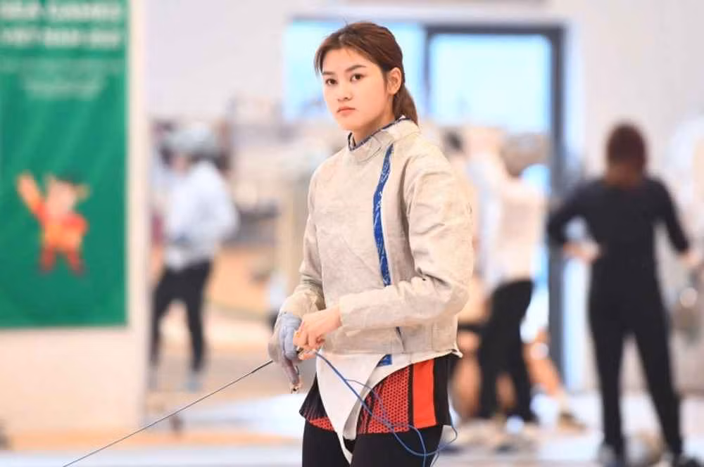 Ngô Thị Hương từng tham gia nhiều giải đấu trong và ngoài nước. Tại Đại hội Thể dục Thể thao toàn quốc 2022, nữ VĐV đấu kiếm xuất sắc giành Huy chương vàng nội dung kiếm chém nữ, Huy chương đồng U23 Việt Nam. Tháng 7/2022, Hương còn cùng tuyển đấu kiếm tham gia giải vô địch thế giới ở Ai Cập.