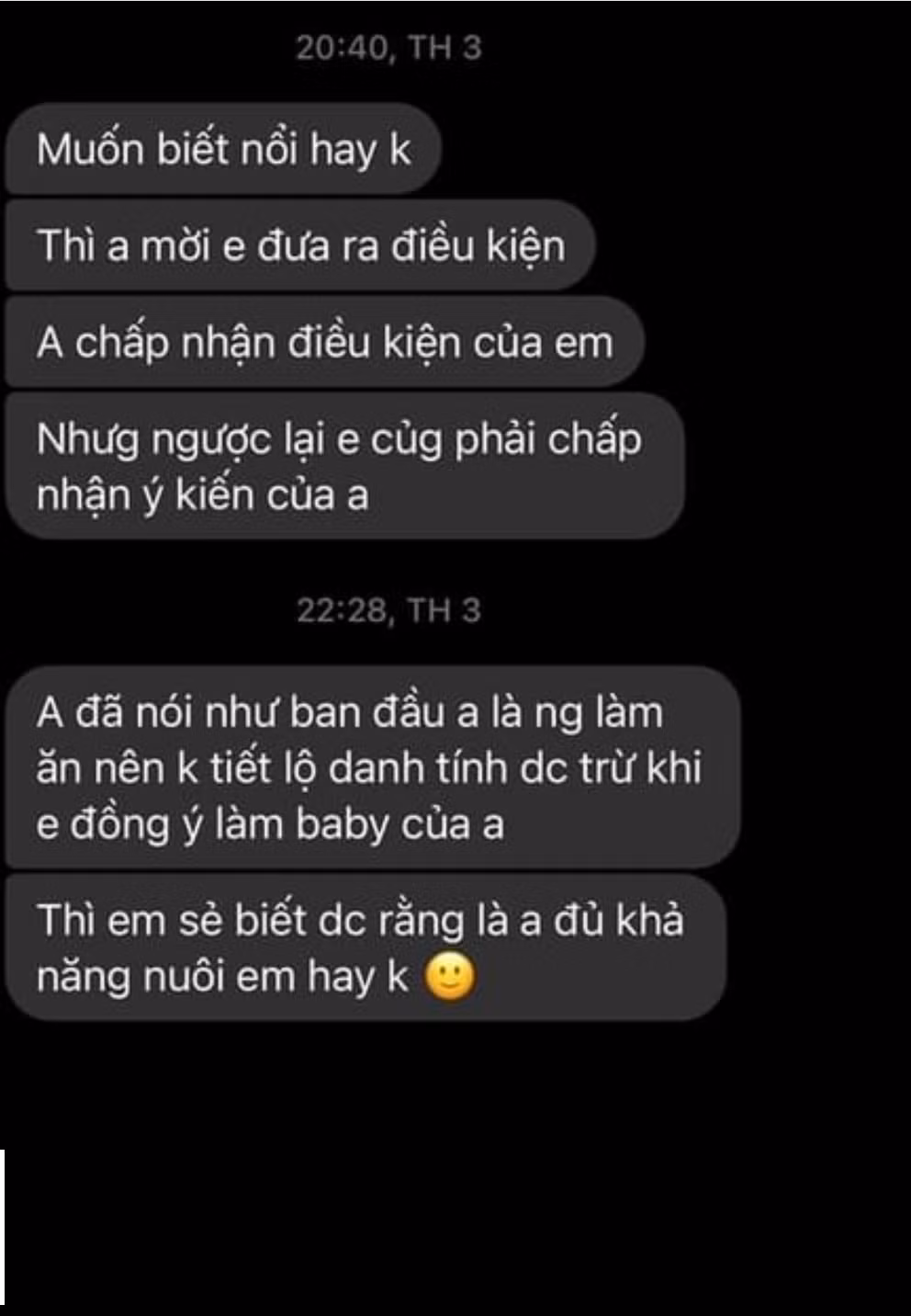 Theo đó, một người đã nhắn tin cho Đoan Minh cho biết rằng sẽ đáp ứng “nhu cầu” của cô nàng và muốn điều ngược lại. Tài khoản này còn tiết lộ mình là: “người làm ăn nên không tiết lộ danh tính được trừ khi em đồng ý làm baby của anh”.