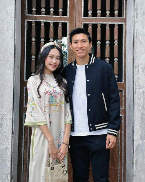 Ở thời điểm đó, Doãn Hải My trả lời Đoàn Văn Hậu rằng mình bận học và tại livestream, cô nàng còn đùa thêm đây là lý do chính đáng, không thể cãi nổi.