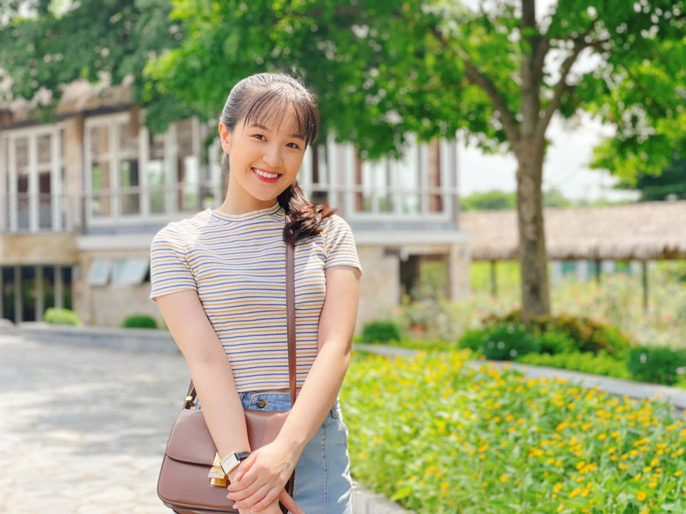 Gần đây nhất, Thục Anh đã khiến khán giả "sôi máu" với vai diễn "trà xanh" trong bộ phim truyền hình đình đám "Hương vị tình thân".