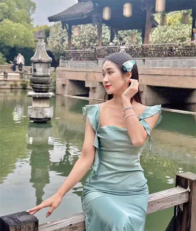 Phương Thảo hiện là giáo viên tại một trường tiểu học ở quận Bắc Từ Liêm, Hà Nội.