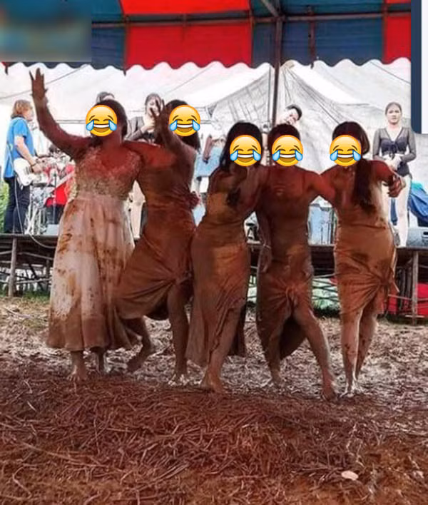 Thậm chí một vài ý kiến còn cho rằng có lẽ bình thường cô dâu hay đi nhảy nhót cho nên đến ngày cưới mới thể hiện như vậy. Hiện tại, dân tình vẫn đang tranh cãi nhiều trước hình ảnh vui vẻ này của cô dâu.