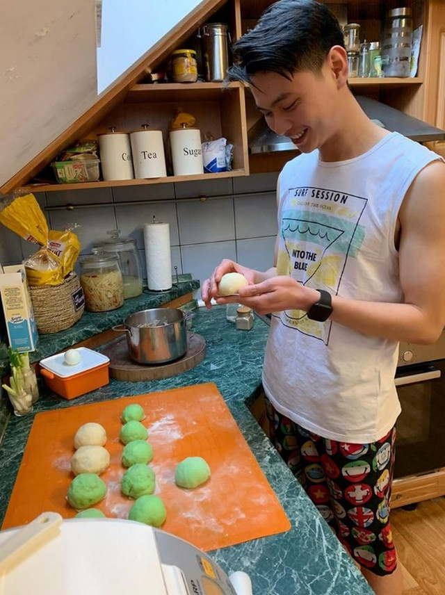 Ngay sau đó, anh chàng này đã quyết "phục thù" bằng cách cho ra đời những chiếc bánh "thành công hơn phiên bản cũ".