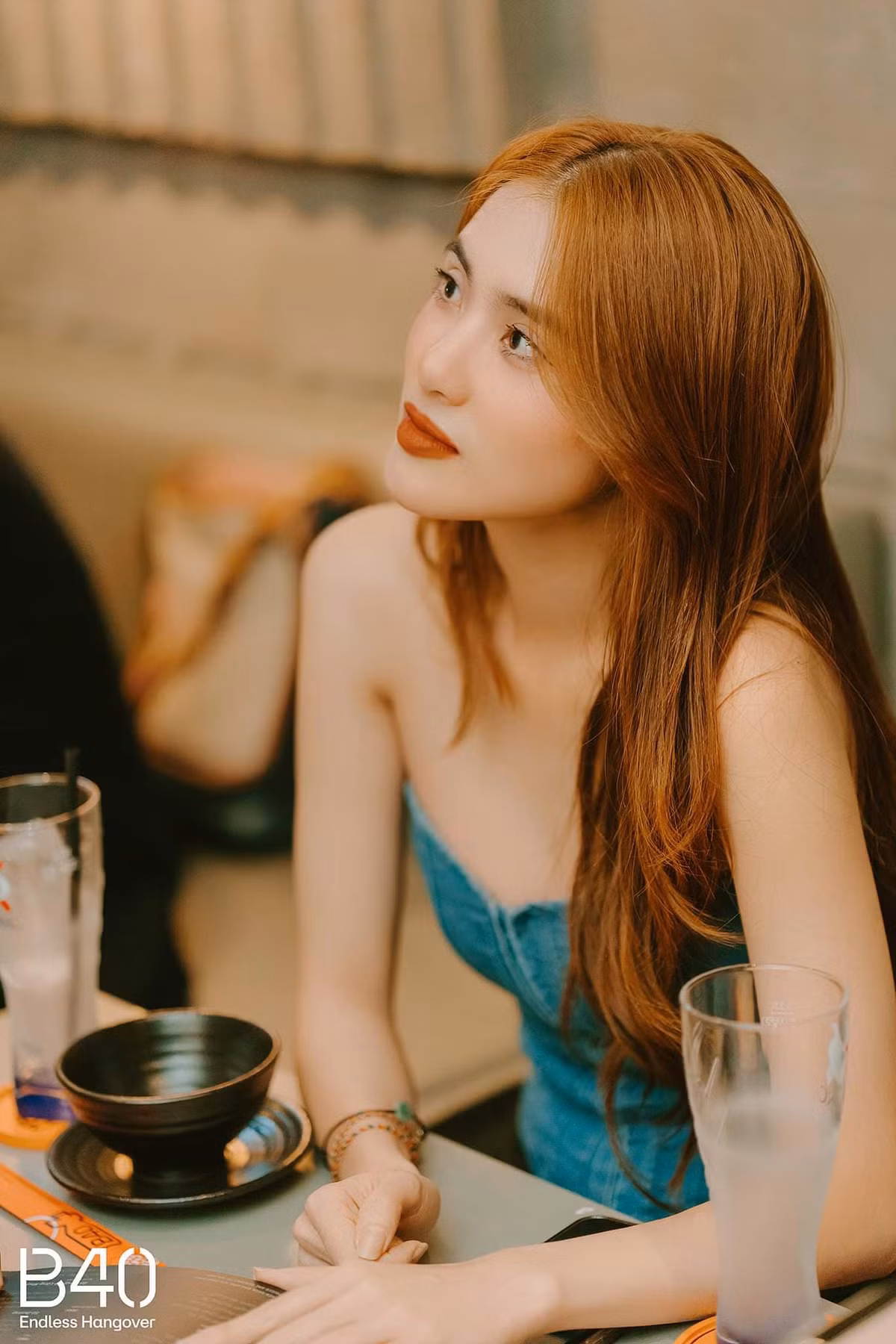 Khánh Chi từng chia sẻ: "Không cần là công chúa của cuộc đời ai. Tôi tự là nữ hoàng của cuộc đời mình".