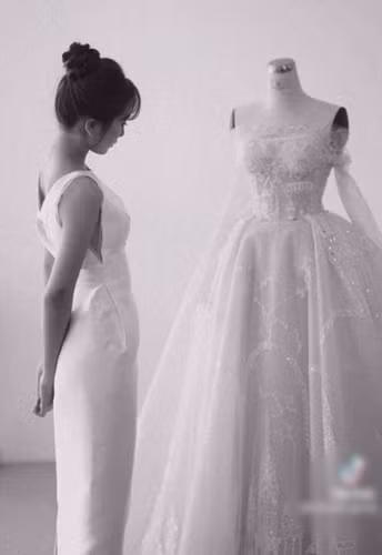 Cách đây chưa lâu, tin đồn hẹn hò của hot girl 2K4 - Lê Thị Khánh Huyền và Bụt (Duy Nhỏ) - thiếu gia Đồng Tháp kiêm bồ cũ Linh Ngọc Đàm từng khiến cư dân mạng bàn tán suốt thời gian vừa qua.