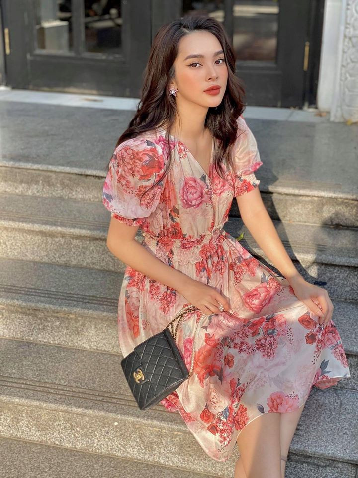 Ít ai biết Quỳnh Lương đã sớm kết hôn khi mới 18 tuổi và chỉ 2 năm sau đó đã ly hôn rồi chọn cách làm mẹ đơn thân.