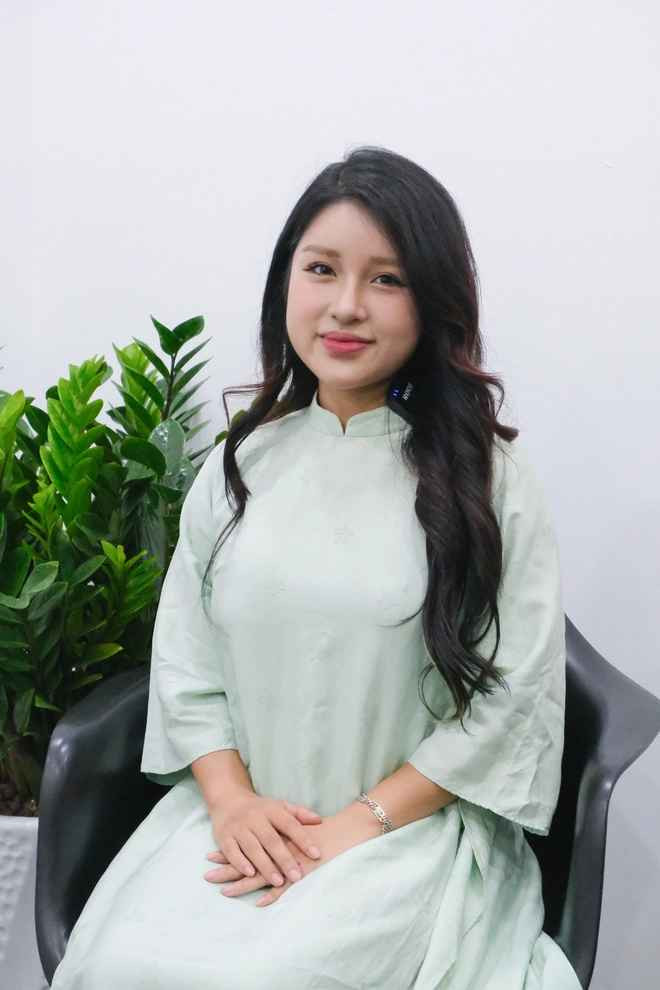 Thanh Nga cũng giống như một số hiện tượng mạng, nổi tiếng bất thình lình chỉ sau một đêm và mới đây cô nàng đã có những chia sẻ bất ngờ.