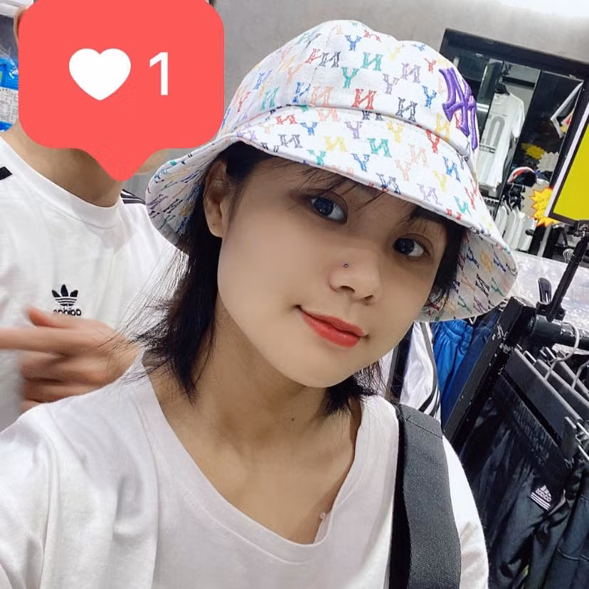 Chia sẻ thêm về quá trình chuẩn bị cho SEA Games 31, Tô Thị Trang cho rằng thời điểm cô và đồng đội bị cấm trại tại Trung tâm Huấn luyện Thể thao Quốc gia Hà Nội là quãng thời gian khó khăn nhất.