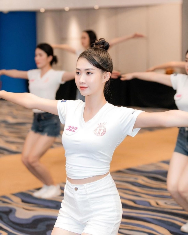 Trên trang cá nhân, Ngọc Ánh cũng thường xuyên đăng tải những hình ảnh tập luyện hàng ngày của mình để lan tỏa tinh thần thể thao đến với bạn bè và người thân.