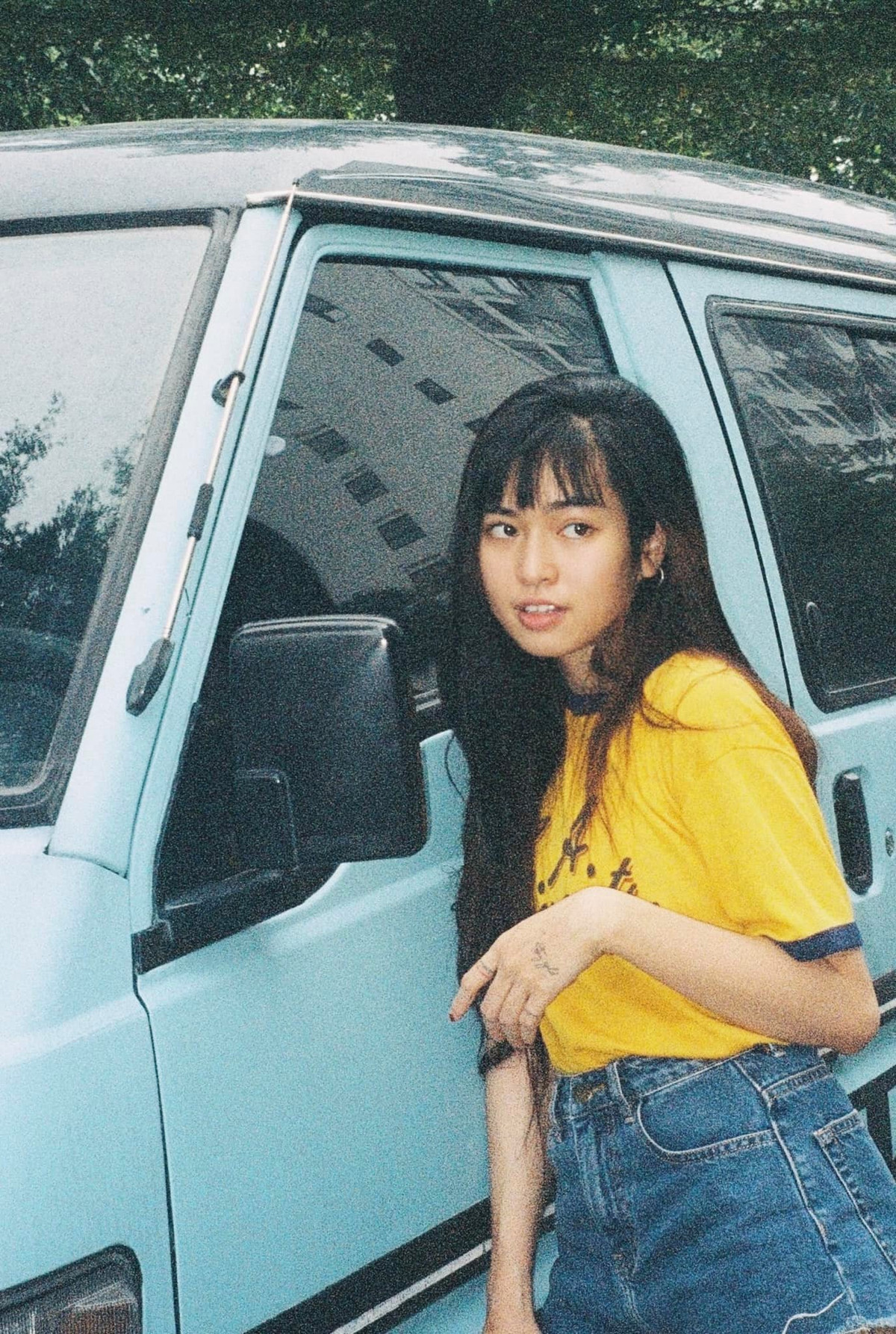 Mọi động tính của Khánh Vân trên trang cá nhân đều nhận được sự tương tác nhiệt tình từ CĐM.