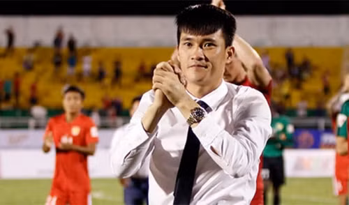 Trong sự nghiệp của mình, tiền đạo sinh năm 1985 từng thi đấu cho các CLB SLNA (2004-2008, 2013-2014), Hà Nội T&amp;T (2009-2013), Leixoes của Bồ Đào Nha (2009), Consadole Sapporo của Nhật Bản (2013) và Bình Dương (2015-2016).