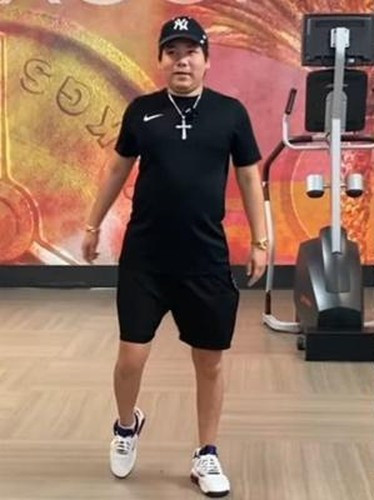 Chính Khoa Pug cũng không ngờ mình phải chịu tác dụng phụ của thuốc nhiều đến thế, nên thời gian qua phải tạm ngừng ra video để chuyên tâm hồi phục lại sức khỏe.