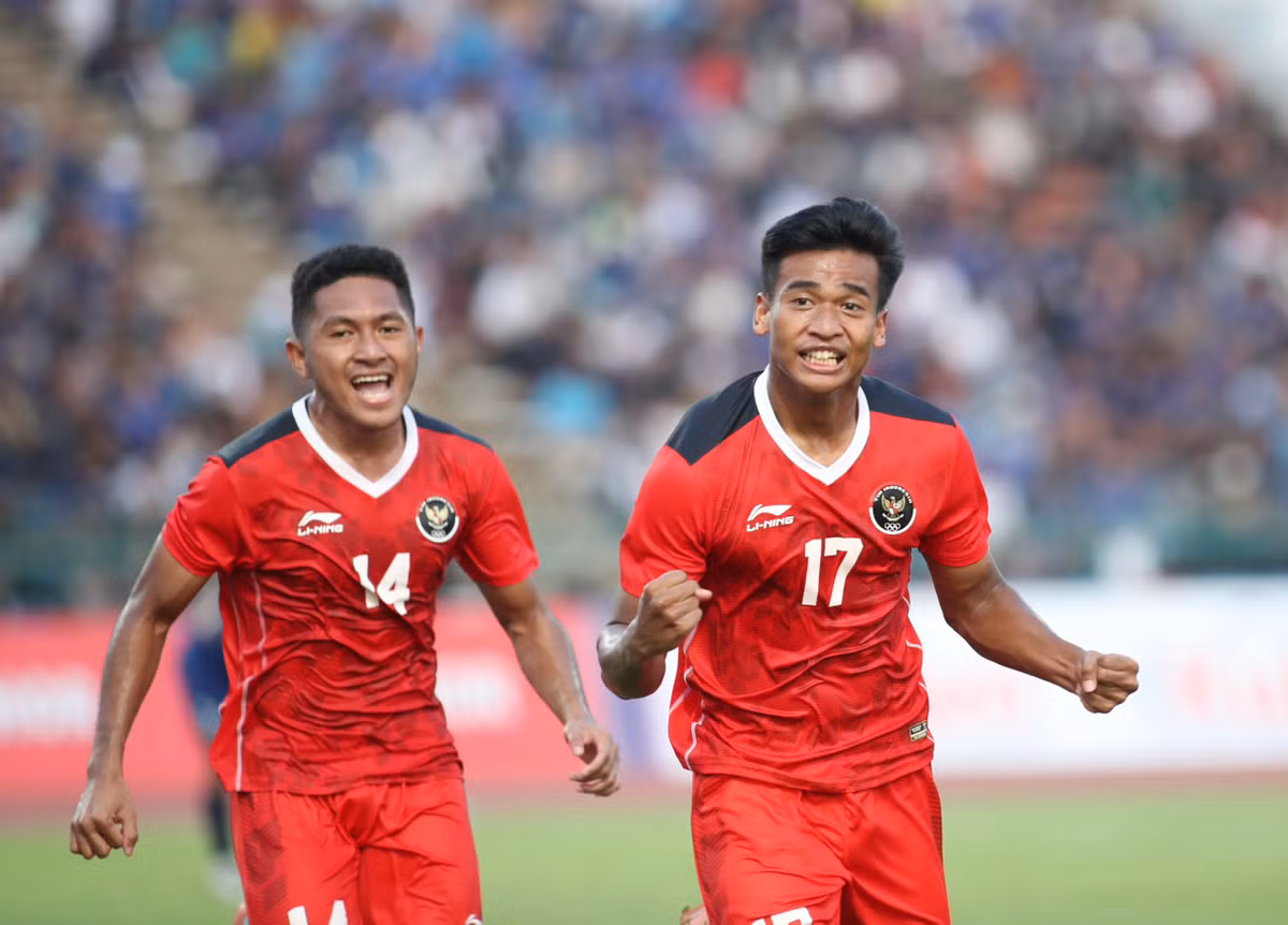 Việc thế trận diễn ra một chiều khiến việc U22 Philippines nhận thêm bàn thua chỉ là vấn đề thời gian. Và kịch bản của hiệp 1 lặp lại khi U22 Indonesia có bàn thắng ở những phút cuối hiệp 2. Đó là vào phút 90 tiền đạo vào sân thay người Irfan Jauhari đi bóng xộc thẳng vào trung lộ trước khi tung cú sút uy lực để hạ gục thủ thành của U22 Philippines nâng tỷ số lên 2-0. Chỉ 2 phút sau đó, tỷ số 3-0 được ấn định cho U22 Indonesia sau cú dứt điểm của Fajar.