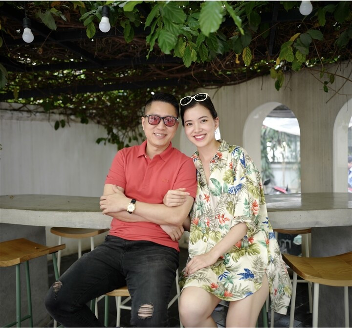 Tháng 10/2022, đám cưới của nữ BTV dân tộc Tày với doanh nhân hơn 12 tuổi được tổ chức sang trọng, nhận về nhiều lời bàn tán của cư dân mạng.