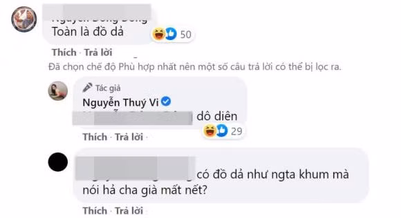 Bên cạnh đó, có người bình luận về hot girl thị phi này bằng những ngôn từ khá nặng nề như: "toàn đồ giả". Ngay sau đó, cô nàng đáp trả: "vô duyên".