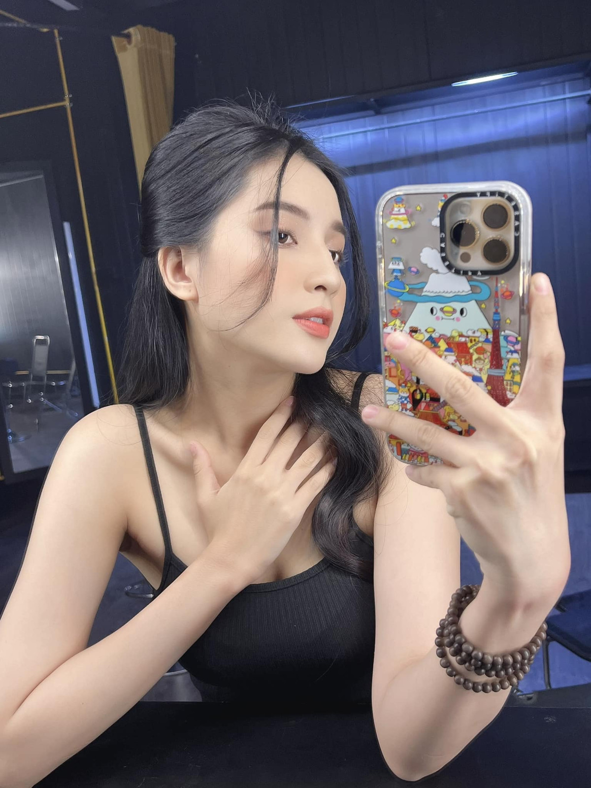 Trước đó, Thiên An quyết định công khai chuyện tình cặp đôi được gia đình chấp nhận.