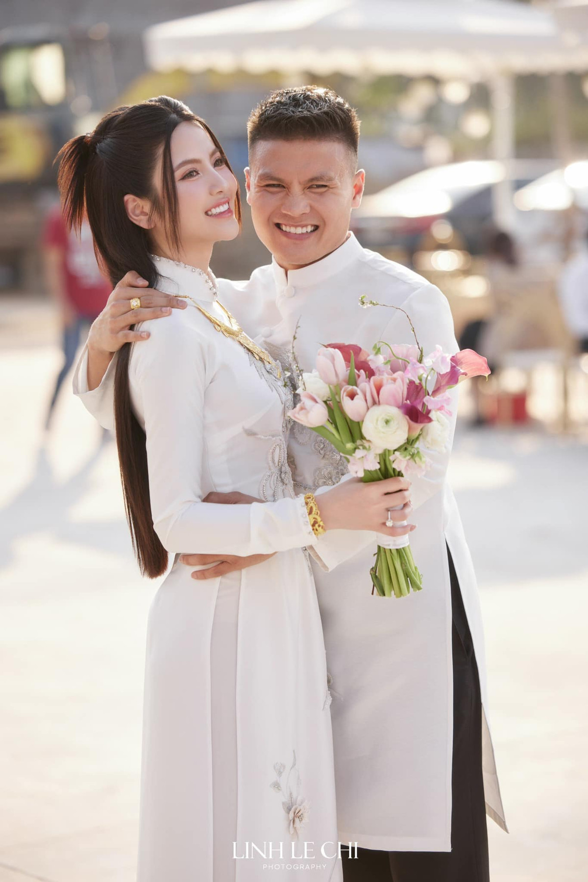 Nếu theo dõi Chu Thanh Huyền, không khó để nhận thấy chủ đề được vợ Quang Hải chia sẻ nhiều nhất chính là những câu nói về chuyện kiếm tiền, nỗ lực vun vén kinh tế của bản thân.