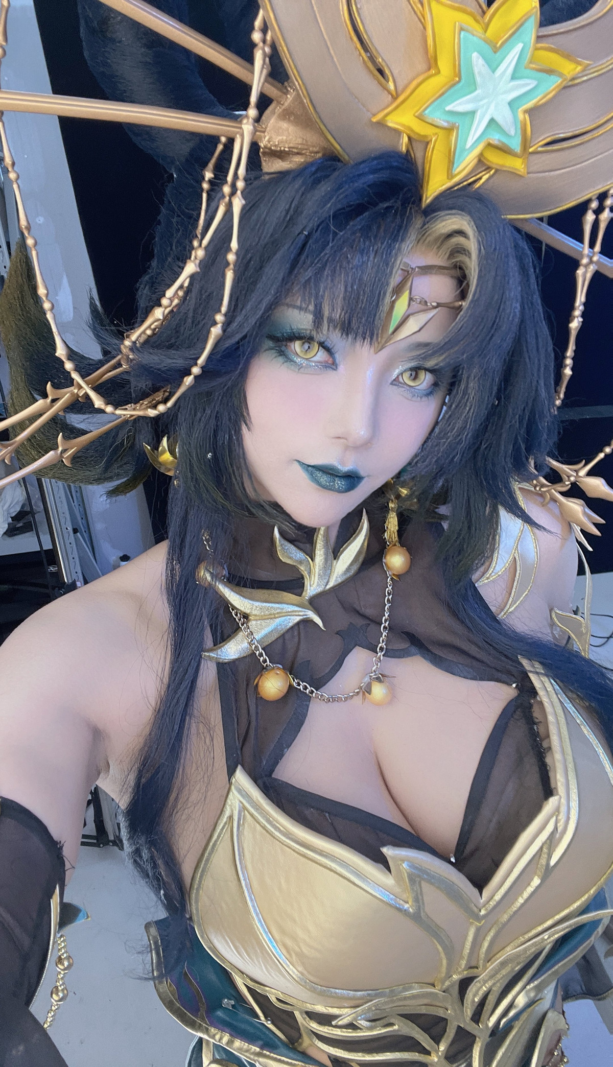 Dù sở hữu lợi thế vòng 1 là vậy, thế nhưng chính đặc điểm này lại là trở ngại lớn nếu Natsume muốn “che giấu” để thể hiện các vai diễn khác giới.