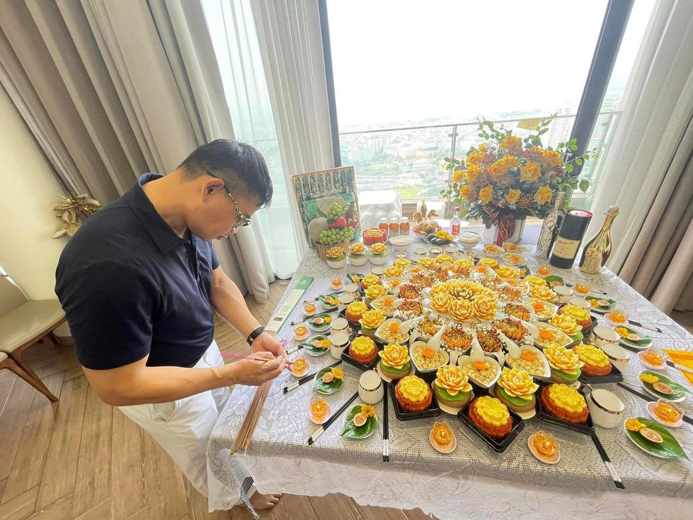 Không chỉ vậy, nhìn gương mặt chàng trai nhỏ, dân mạng phải gật đầu thừa nhận rằng Hà My lại gia nhập vào “hội đẻ thuê”.