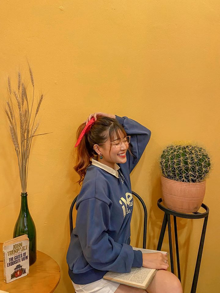 An Vy cũng thẳng thắn thừa nhận rằng, bản thân cô bạn chỉ biết chơi game nhưng để làm được streamer nổi tiếng điều quan trọng nhất là mang niềm vui đến cho mọi người.