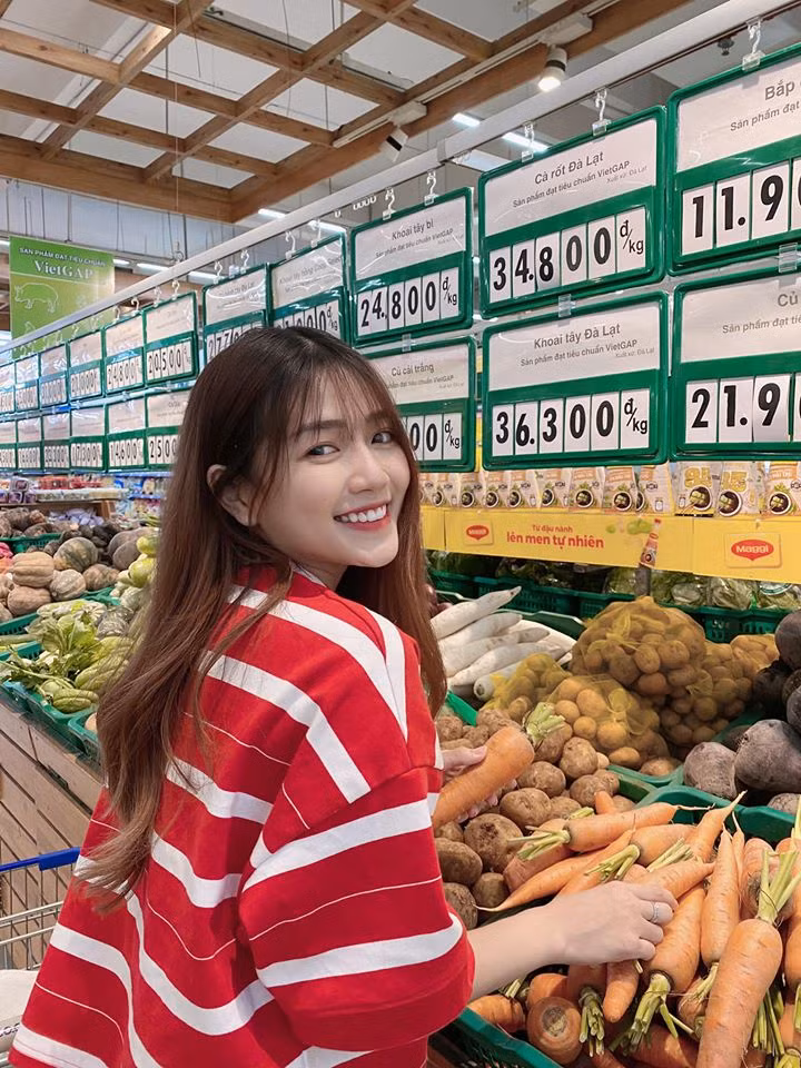 An Vy còn tiết lộ bản thân vẫn giữ được mối quan hệ tốt đẹp với những người bạn tại FapTV, không chỉ vậy An Vy bật mí sẽ có một dự án kết hợp cùng một thành viên trong nhóm trong tương lai gần.