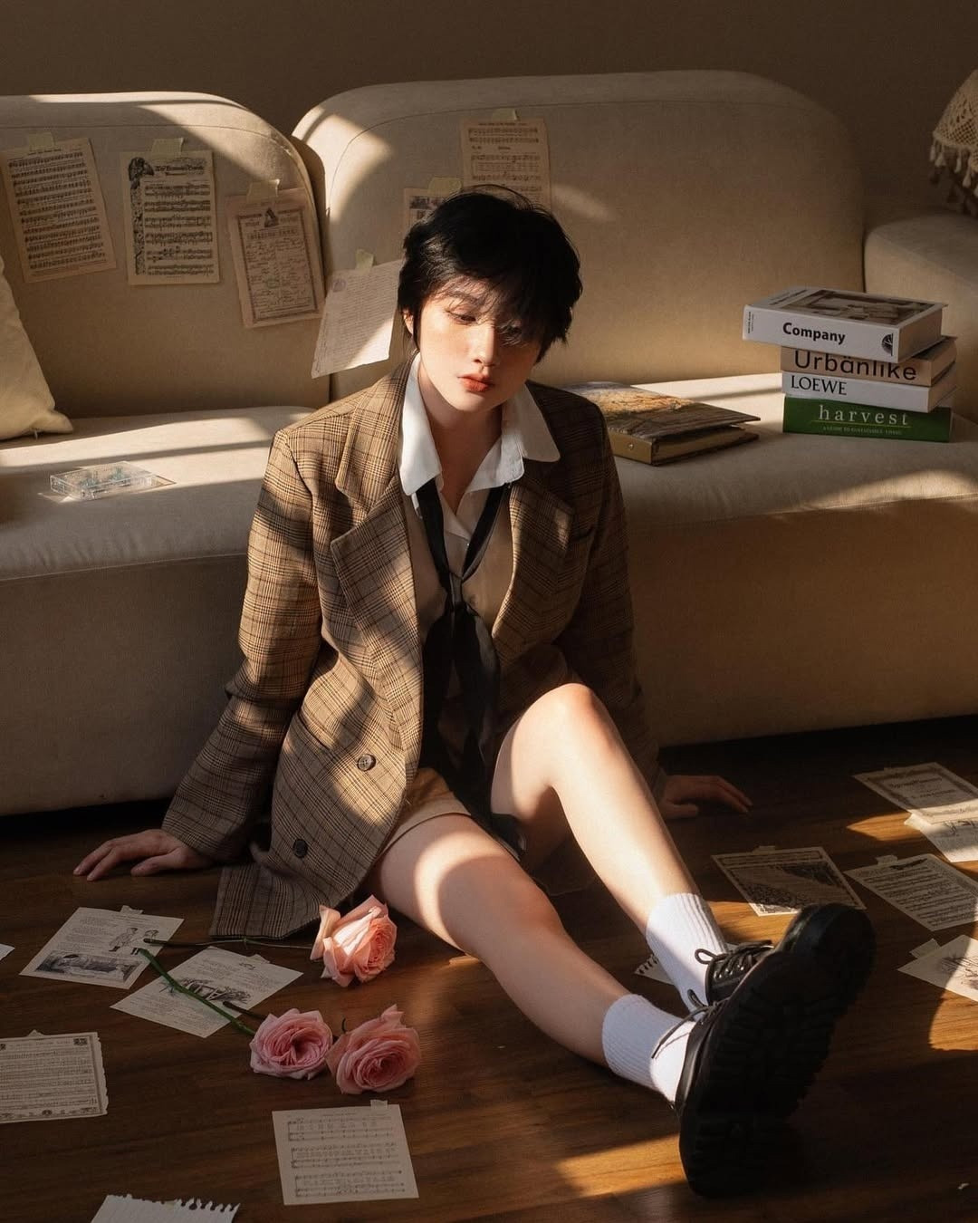 "Sức lan tỏa trên mạng xã hội cho thấy chương trình đã thành công và tạo hiệu ứng tốt. Được lan tỏa giá trị truyền thống là vinh dự lớn với một người trẻ như mình. Mình cũng rất biết ơn khi được các bạn giúp đỡ trang điểm, phục trang, anh nhiếp ảnh gia ủng hộ để có bộ hình ấn tượng", cô gái tâm sự.