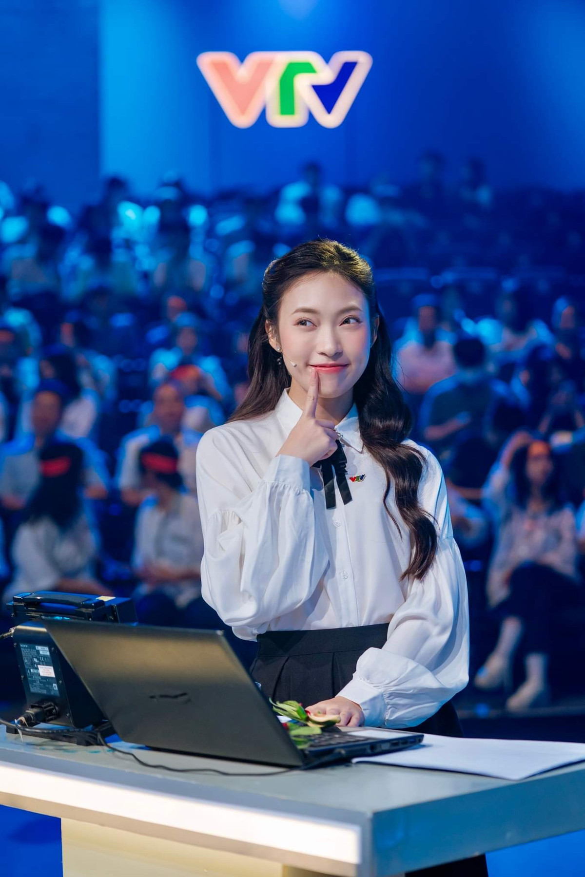 Trong 1 Vlog của mình, Khánh Vy từng kể lại quãng thời gian khủng hoảng từ công việc đến những điều trong cuộc sống. Tuy nhiên, cách mà cô nàng vượt qua cũng là điều khiến nhiều người phải ngưỡng mộ.