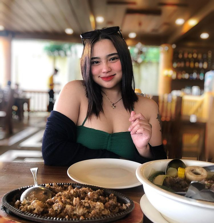 Joanne Duldulao là điển hình cho cái đẹp "có da, có thịt".