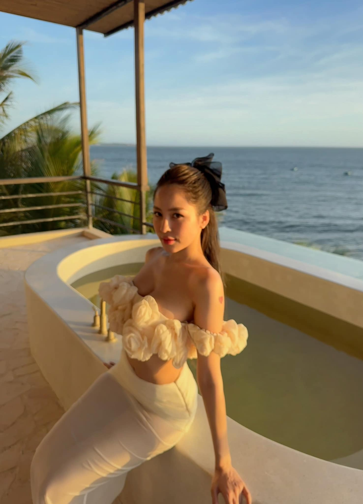 Trên thực tế, những bạn trai cũ của Trâm Anh đều đạt được điều mà cô kỳ vọng, hot girl từng tâm sự như vậy.