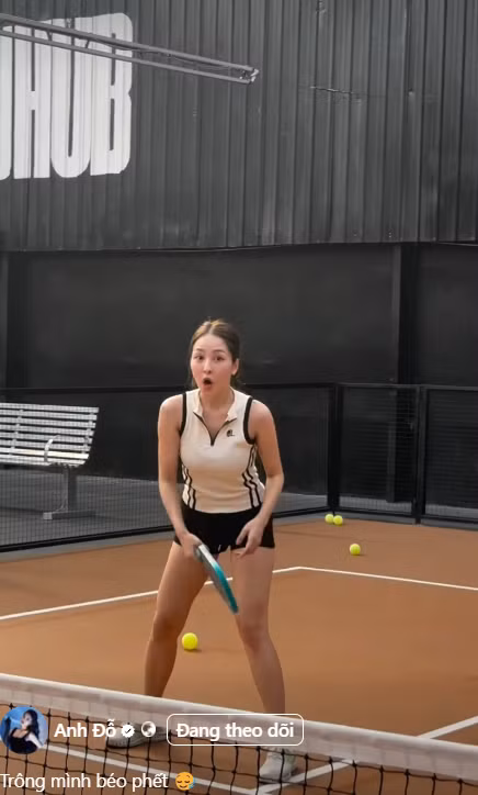 Theo đó nàng hot girl thốt lên rằng: "Coi bóng là mặt người yêu cũ và vả vào mặt n*" - câu nói nửa đùa nửa thật nhưng cũng khiến dân tình thắc mắc.