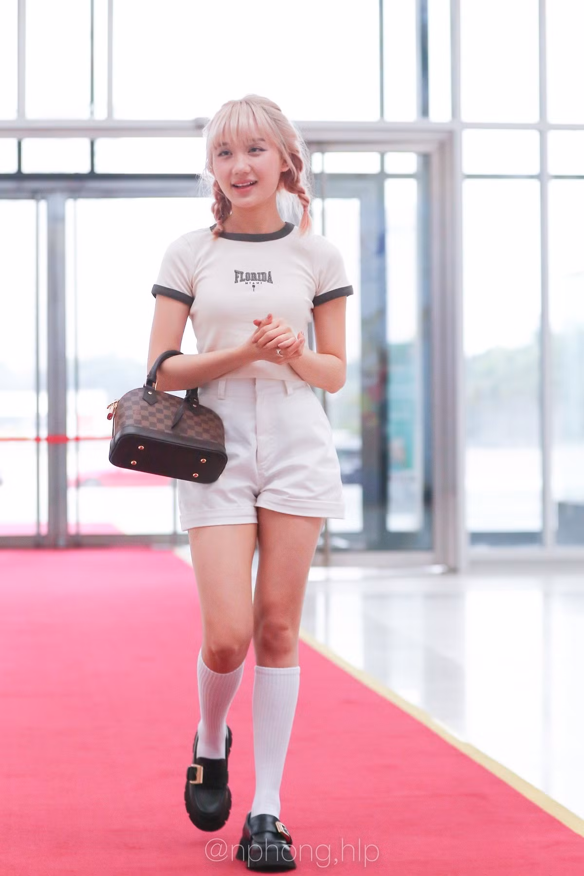 Trước đấy, Mina Young cũng thường xuyên thể hiện bản thân là "xạ thủ gánh team" trong đội ngũ SBTC Tốc Chiến.