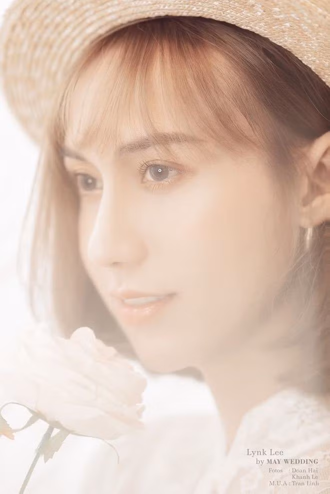 Hậu come out, Lynk Lee đã chính thức đổi tên thành Tô Ngọc Bảo Linh, thay vì tên thật Tô Mạnh Linh như trước.